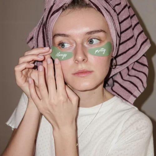 Alternative view of Hugs Reusable Eyemasks Green
